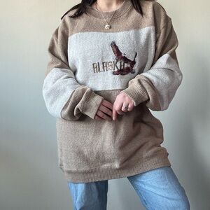 Alaska Graphic Sweatshirt in Brown and Cream
